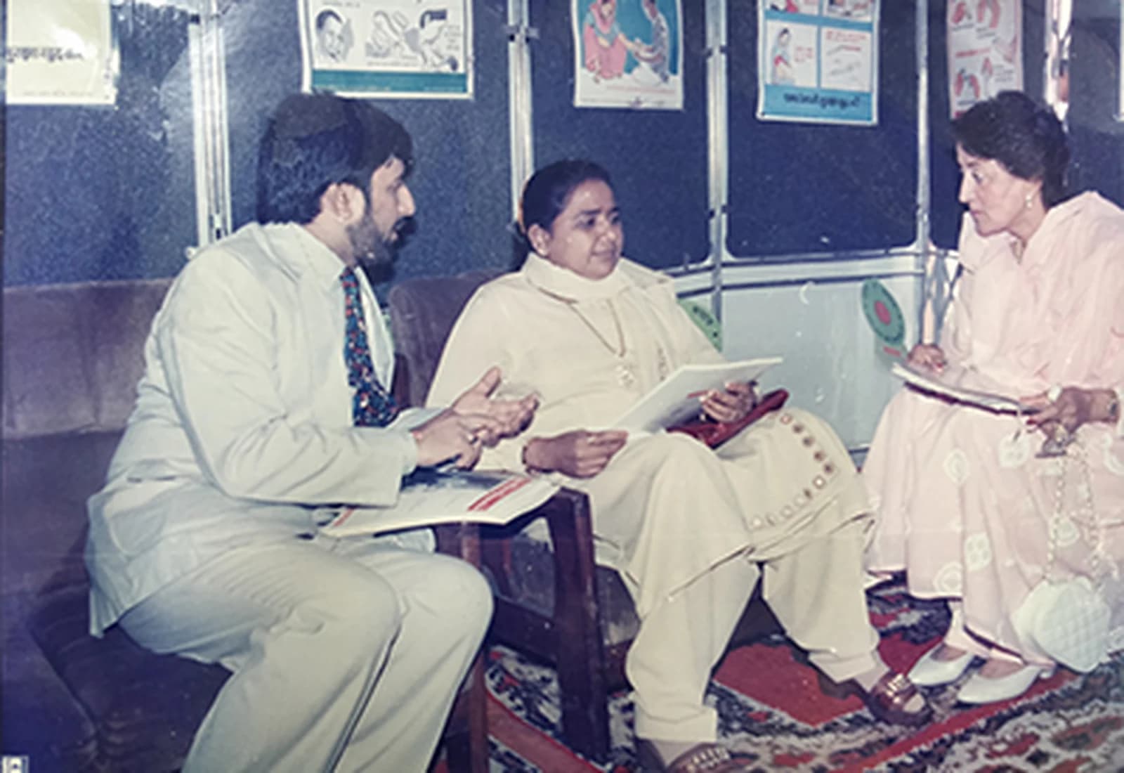 Dr. Ishwar Gilada in an archival public-health discussion
