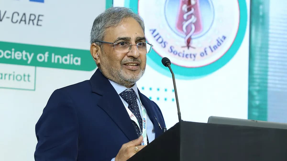 Dr. Ishwar Gilada addressing ASICON 2024 in Kochi